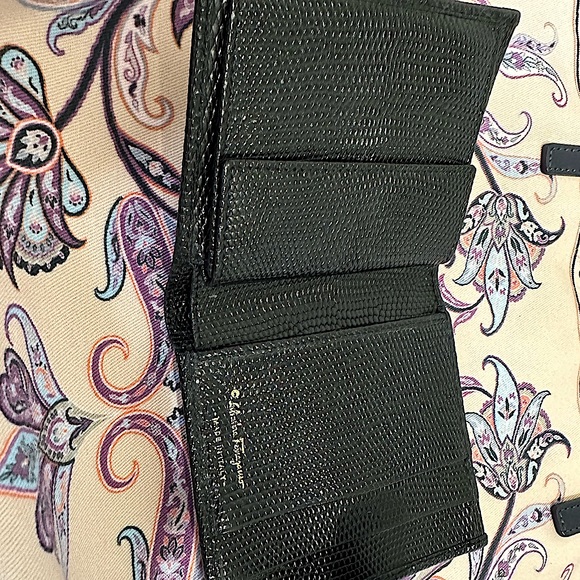 S. Ferragamo- small wallet💐 - Picture 10 of 12